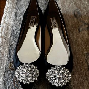 Badgley Mischka Elegant Black Heels with Sparkling Embellishments